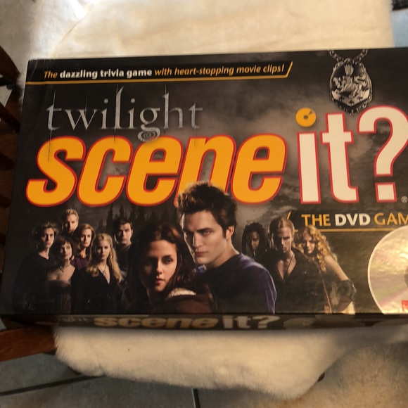 TWILIGHT SCENE IT THE DVD GAME - Picture 10 of 10